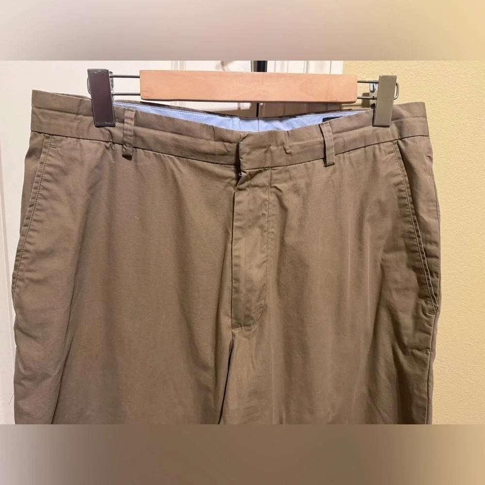 Banana Republic Men’s Khaki Chino Pants Straight Fit Flat Front Sz 34/30